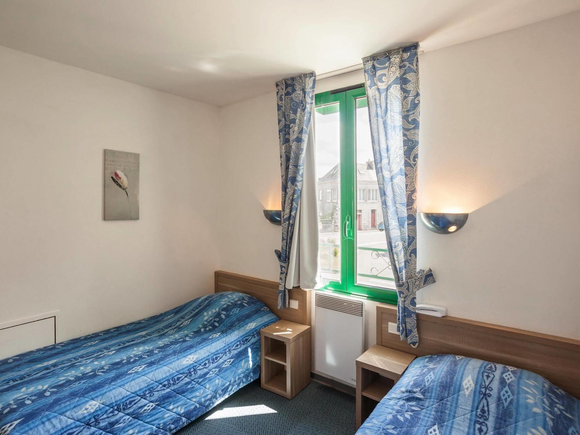 Hotel Du Lac Huelgoat Exteriör bild