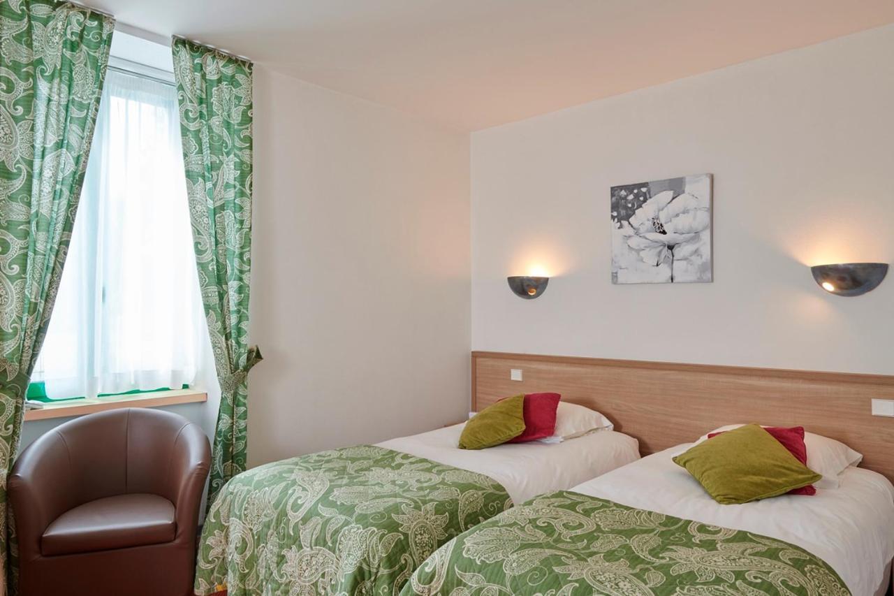 Hotel Du Lac Huelgoat Exteriör bild